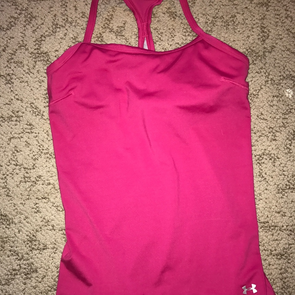 UnderArmour tank
